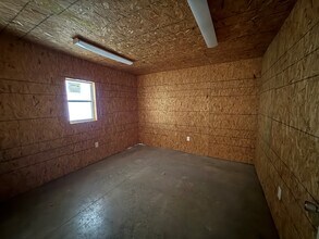 681 Eastgate Rd, Midlothian, TX for lease Interior Photo- Image 2 of 3