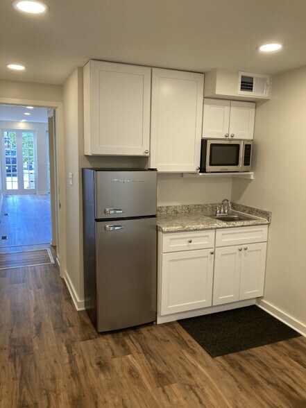 819 S Broadway, Baltimore, MD à louer - Photo intérieure - Image 2 de 13