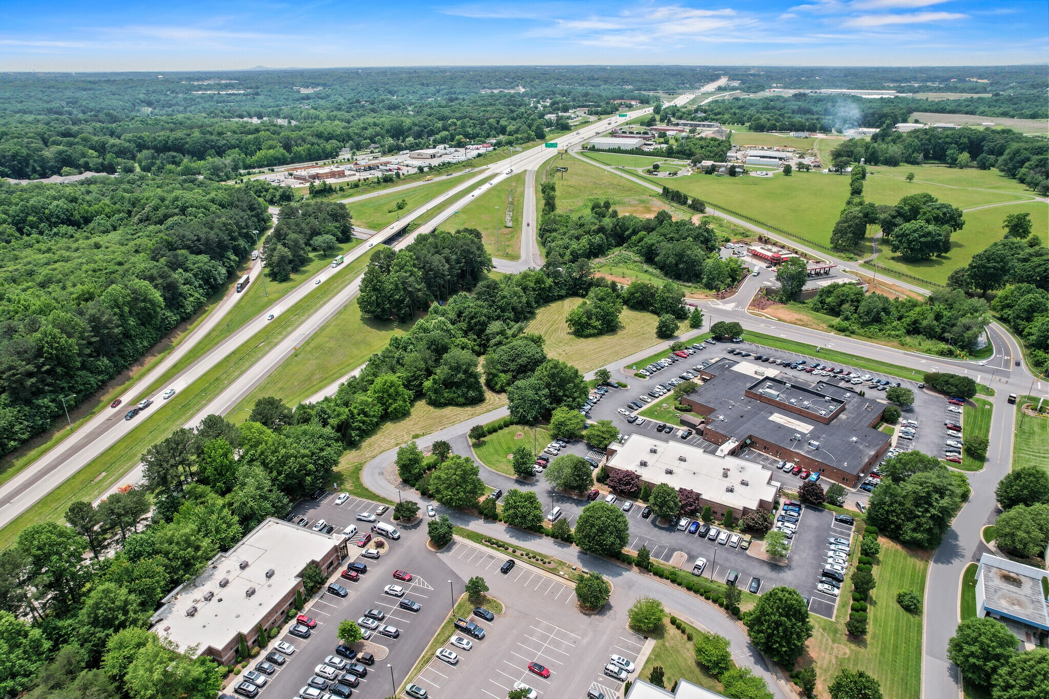 122 Sherlock Dr, Statesville, NC for sale Primary Photo- Image 1 of 17