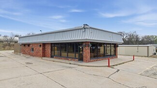 Plus de détails pour 700 N 1st St, Ponca City, OK - Commerce de détail à vendre