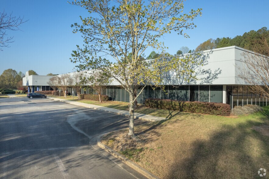 310 Inglesby Pky, Duncan, SC à vendre - Photo du bâtiment - Image 2 de 21