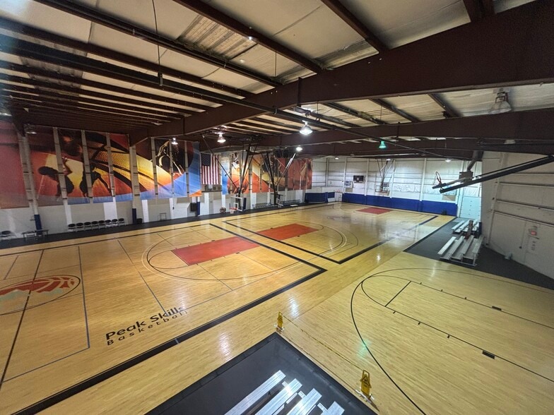 1039 Industrial Dr, West Berlin, NJ for sale - Interior Photo - Image 2 of 10