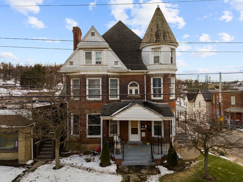 306 E Maiden St, Washington, PA for sale - Building Photo - Image 3 of 14