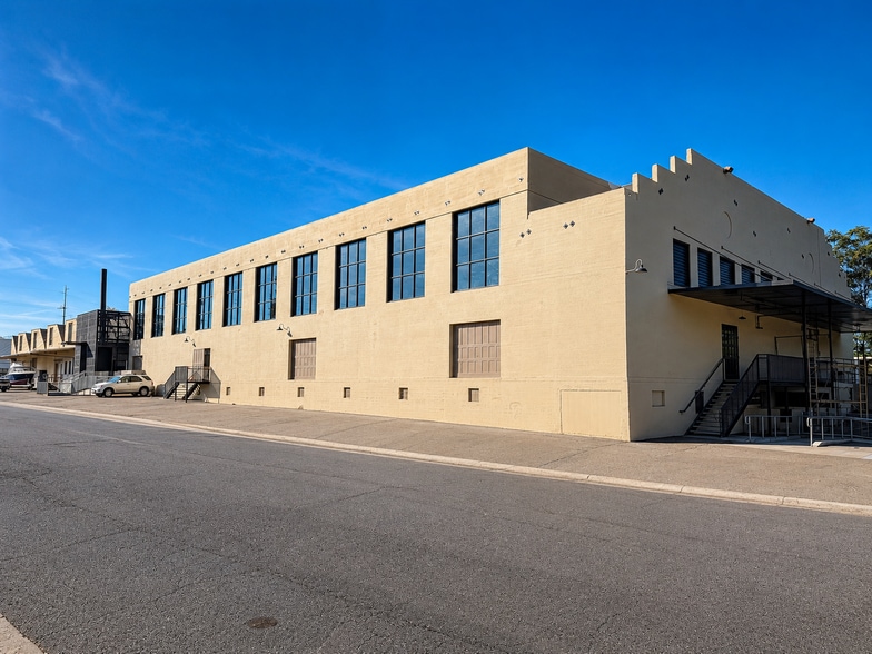 341 A St, Fillmore, CA for lease - Building Photo - Image 2 of 6