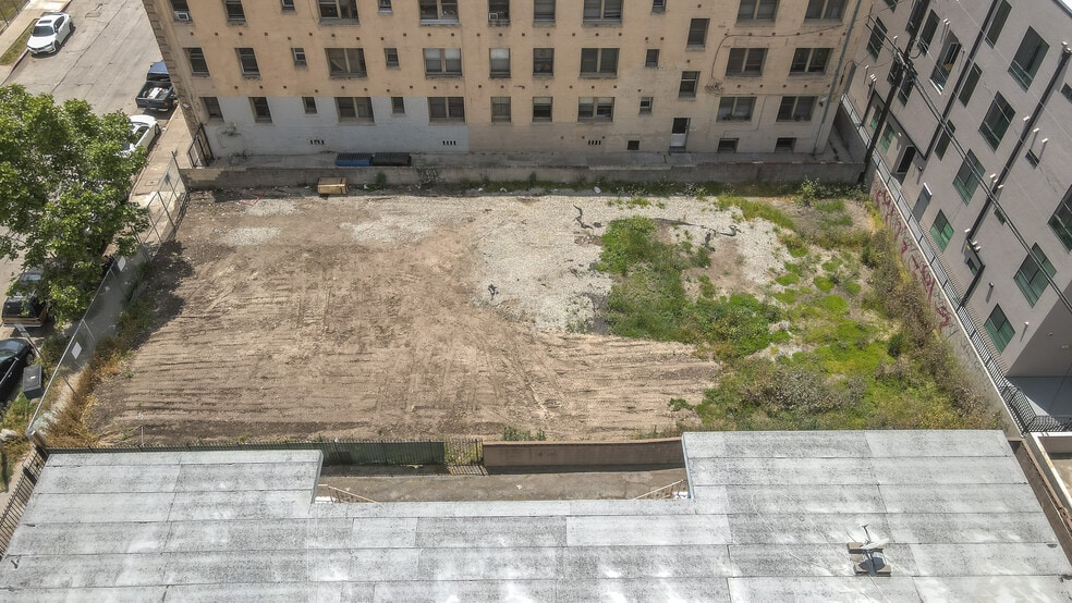 933 S Gramercy Pl, Los Angeles, CA à vendre - Photo du bâtiment - Image 3 de 14
