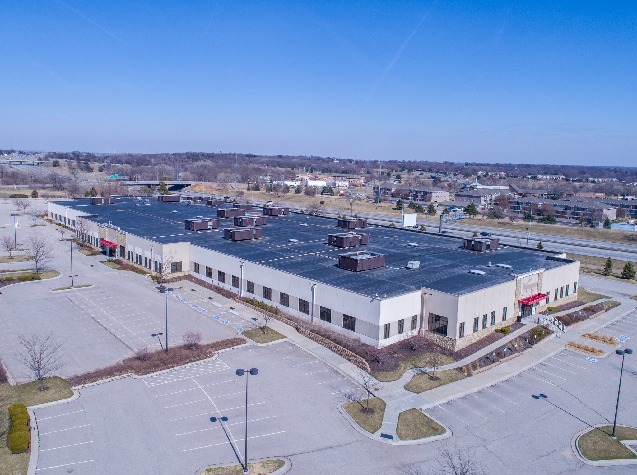 4600 Innovation Dr, Lincoln, NE for lease Primary Photo- Image 1 of 8