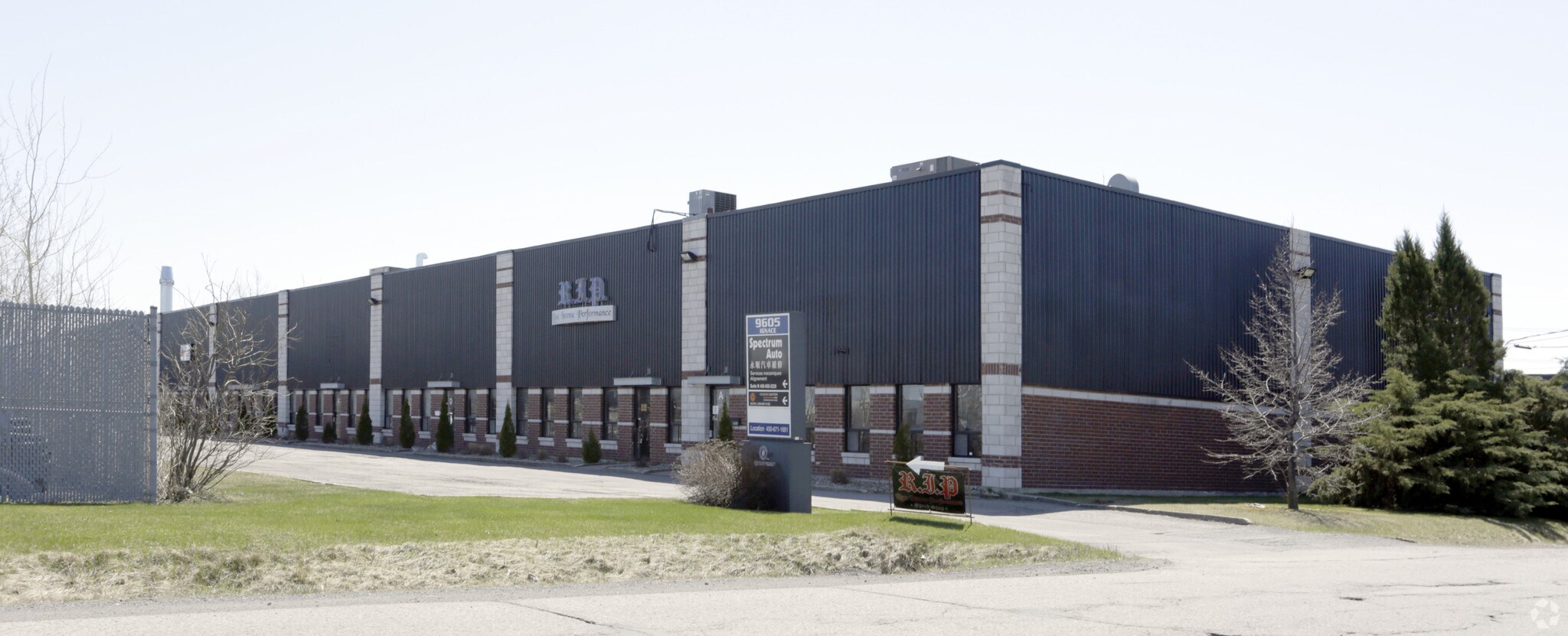 9605 Rue Ignace, Brossard, QC for sale Primary Photo- Image 1 of 1