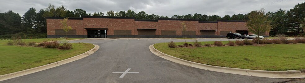 140 Weathers st, Youngsville, NC à louer - Photo du bâtiment - Image 2 de 20
