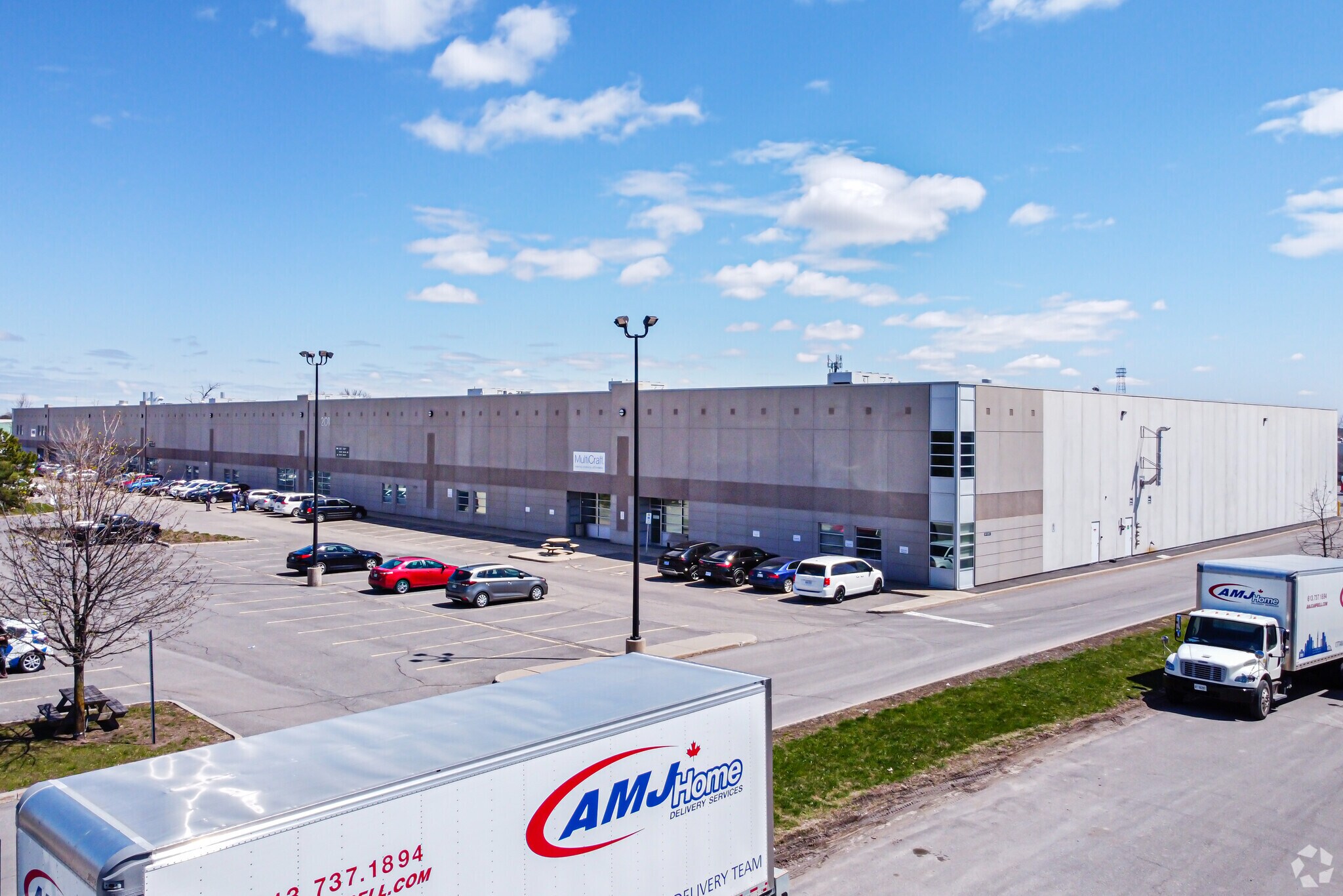 201 Innes Pky, Ottawa, ON à vendre Photo principale- Image 1 de 1