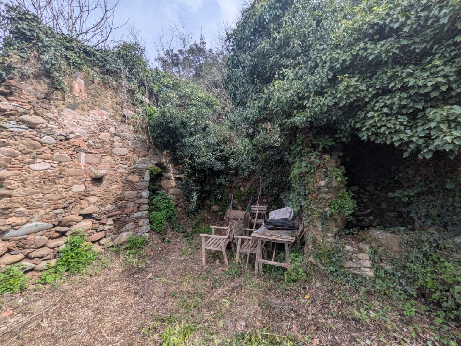 Can Neret, Carrer Vella, Sant Julià del Llor i Bonmatí, Gerona for sale Building Photo- Image 1 of 32