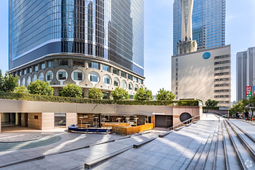 350 S Grand Ave, Los Angeles, CA for lease - Building Photo - Image 2 of 6