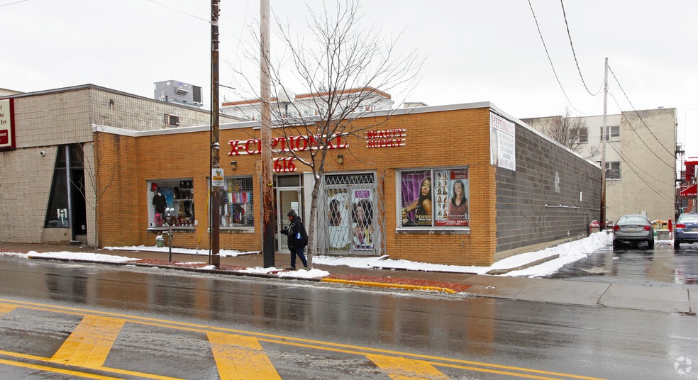 616 Penn Ave, Wilkinsburg, PA for lease - Primary Photo - Image 2 of 5