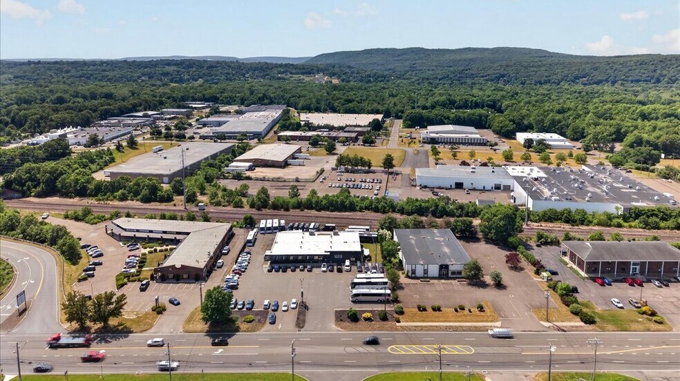 575 Washington Ave, North Haven, CT for lease - Building Photo - Image 3 of 7