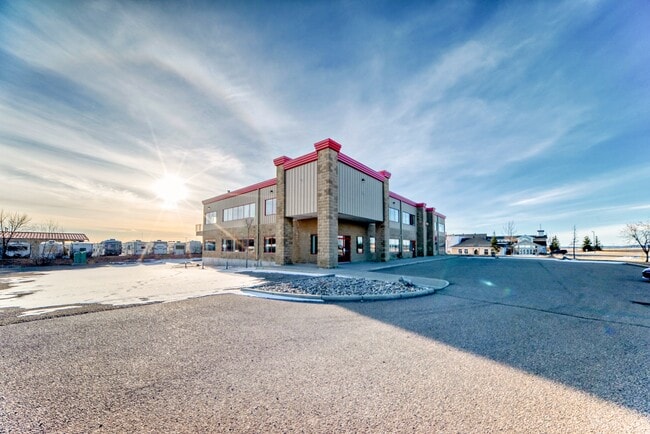 More details for 16 Commercial Dr, Calgary, AB - Industrial for Lease