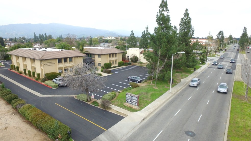 1305 W Arrow Hwy, San Dimas, CA for lease - Building Photo - Image 3 of 13