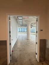 33-02 Skillman Ave, Long Island City, NY for lease Interior Photo- Image 1 of 6