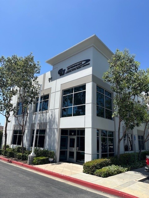 511 S Harbor Blvd, La Habra, CA for lease Building Photo- Image 1 of 1