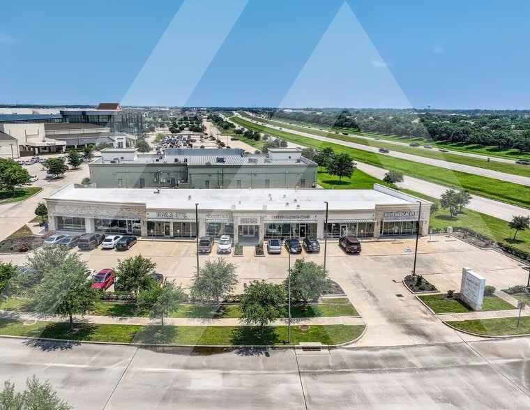 5530-5550 Long Prairie Ter, Richmond, TX à louer - Photo du bâtiment - Image 3 de 14