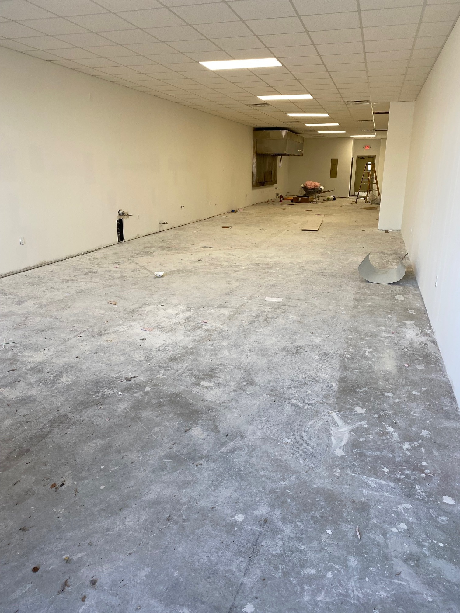 5200 Veterans Memorial Blvd, Metairie, LA for lease Interior Photo- Image 1 of 3