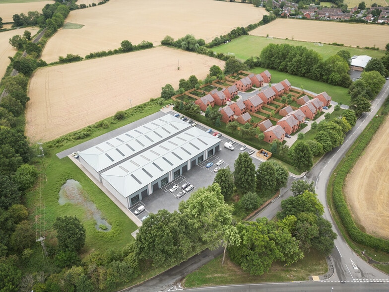 Snitterfield Rd Development Opportunity portfolio of 3 properties for sale on LoopNet.ca - Building Photo - Image 1 of 4