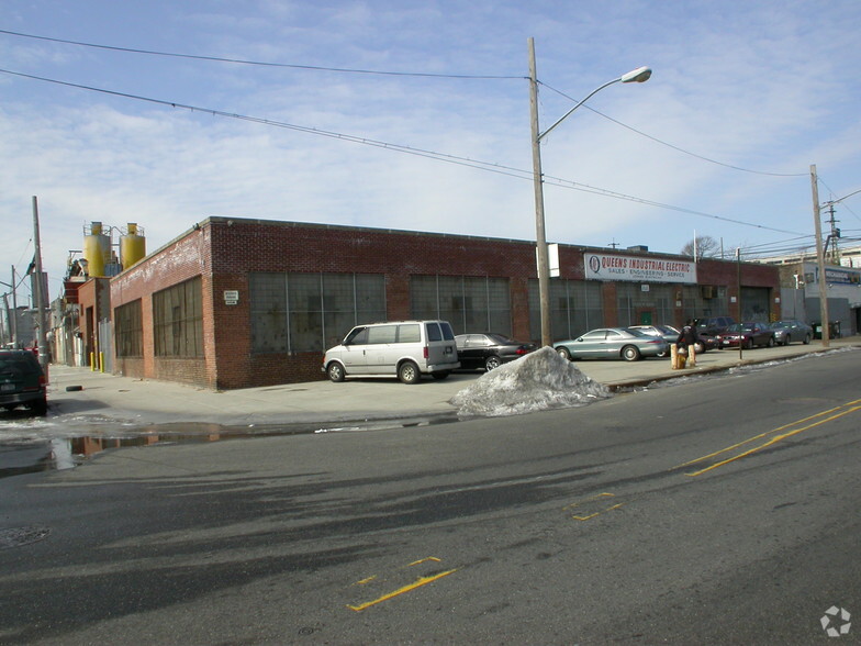 94-12 150th St, Jamaica, NY for lease - Building Photo - Image 1 of 2