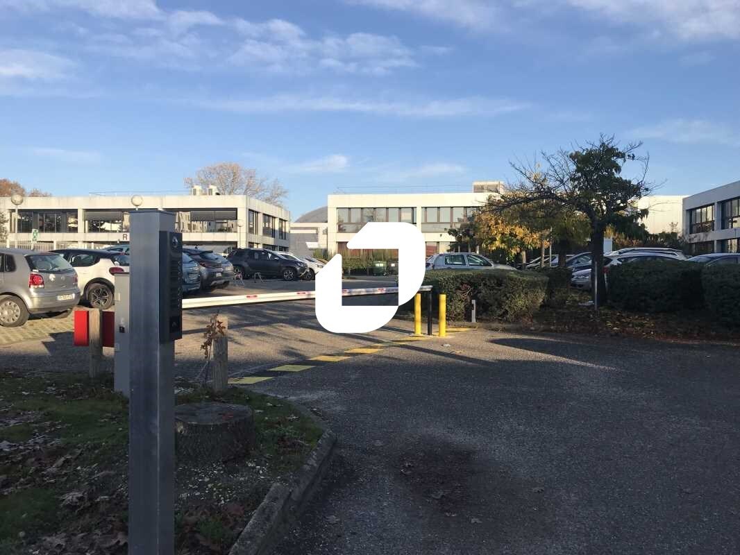 Office in Bordeaux for lease Building Photo- Image 1 of 37
