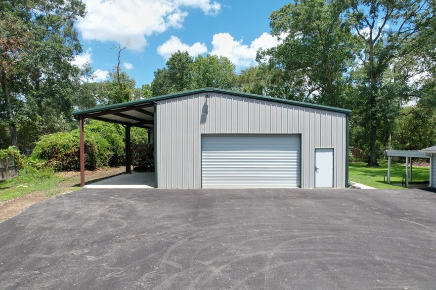 9144 Sharyn Dr, Conroe, TX à louer - Photo du bâtiment - Image 2 de 13