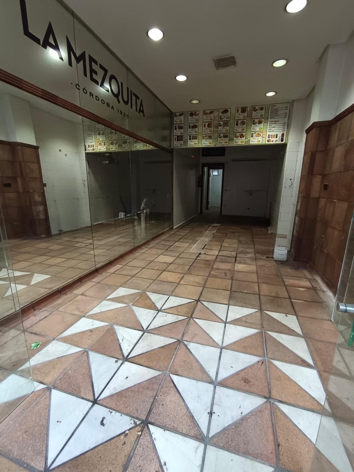 Retail in Córdoba, Córdoba for lease Interior Photo- Image 1 of 8