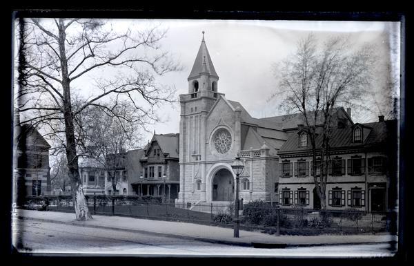 5507-5517 Market Sq, Philadelphia, PA for lease - Building Photo - Image 3 of 5