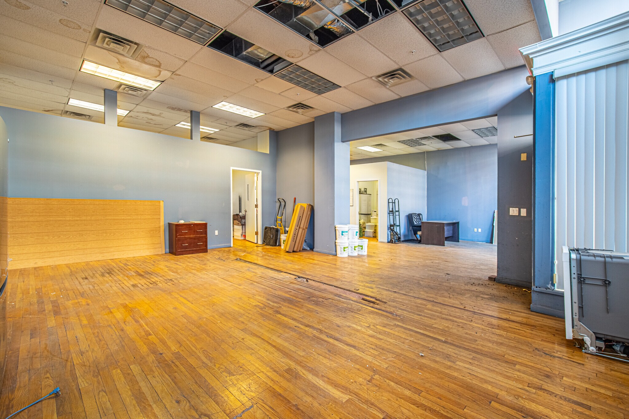 143 E State St, Trenton, NJ for lease Interior Photo- Image 1 of 7