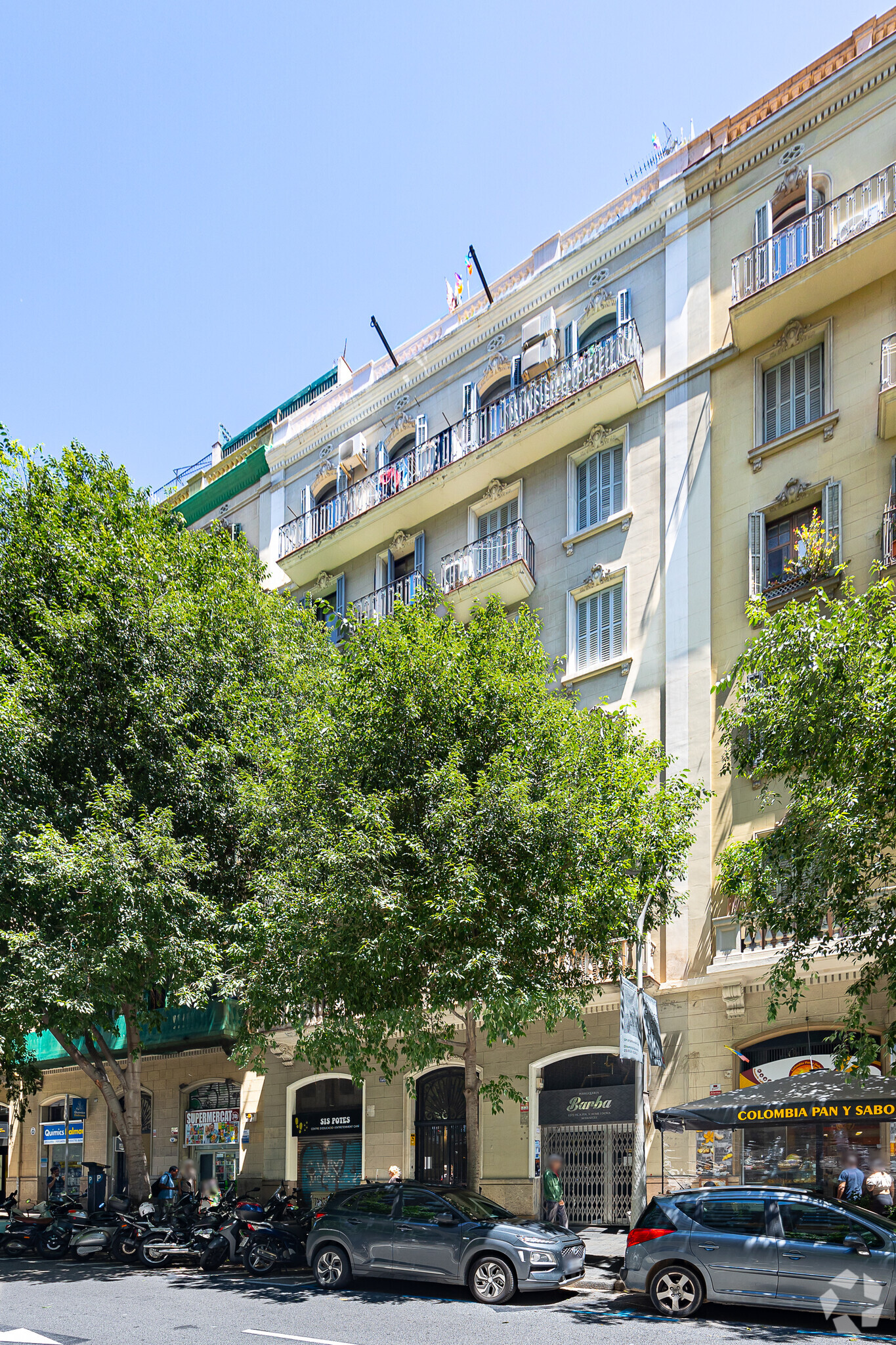 Carrer de Villarroel, Barcelona, Barcelona for sale Primary Photo- Image 1 of 2