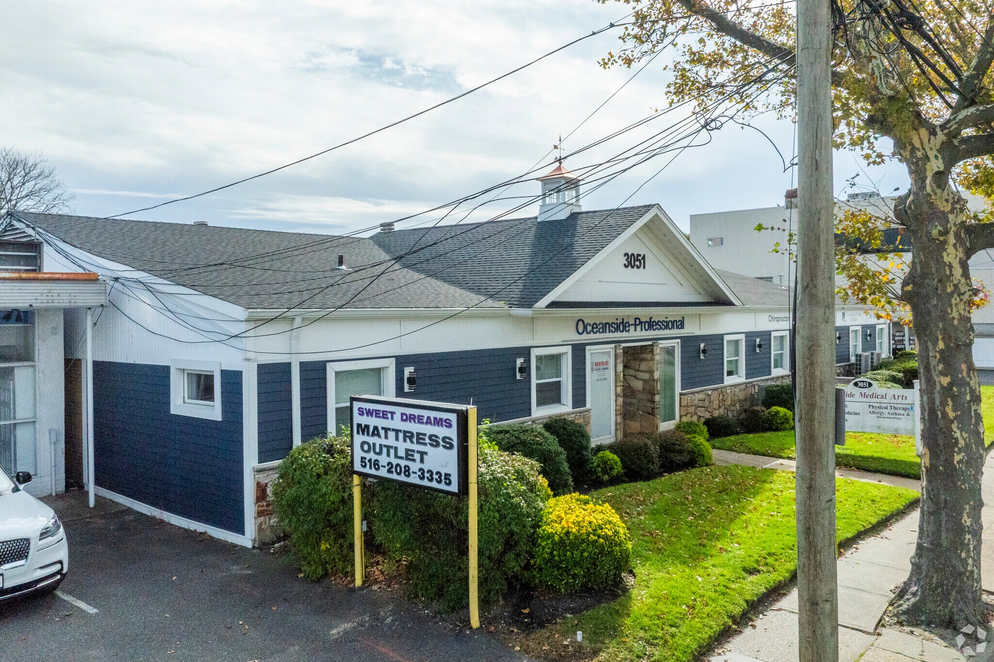 3051 Long Beach Rd, Oceanside, NY for lease Primary Photo- Image 1 of 6