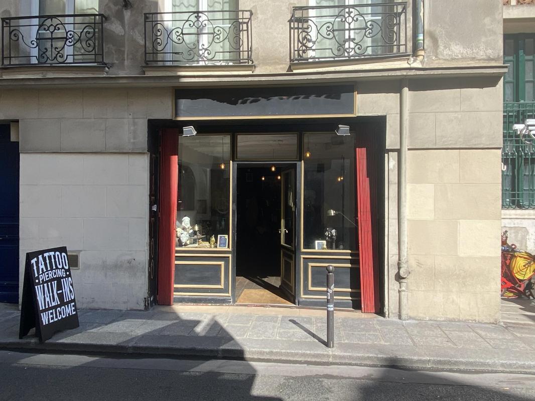 Retail in Paris for sale Building Photo- Image 1 of 8