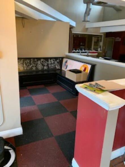 2815 W Sunset Blvd, Los Angeles, CA à louer - Photo intérieure - Image 3 de 6