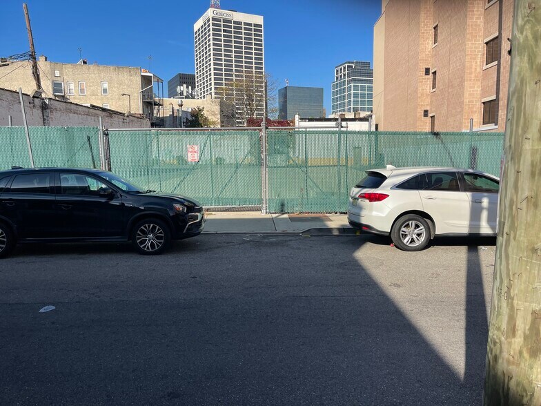 15 Union St, Newark, NJ à vendre - Photo du bâtiment - Image 2 de 7