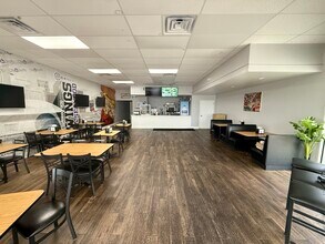 9820 Lake Forest Blvd, New Orleans, LA for lease Interior Photo- Image 1 of 6