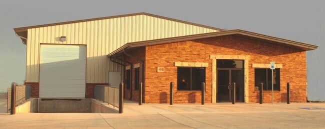 More details for 420 NE 145th Pl, Edmond, OK - Flex for Lease