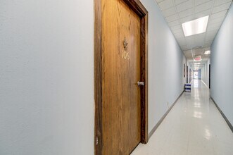 3801 McKelvey Rd, Bridgeton, MO à louer Photo intérieure- Image 1 de 7