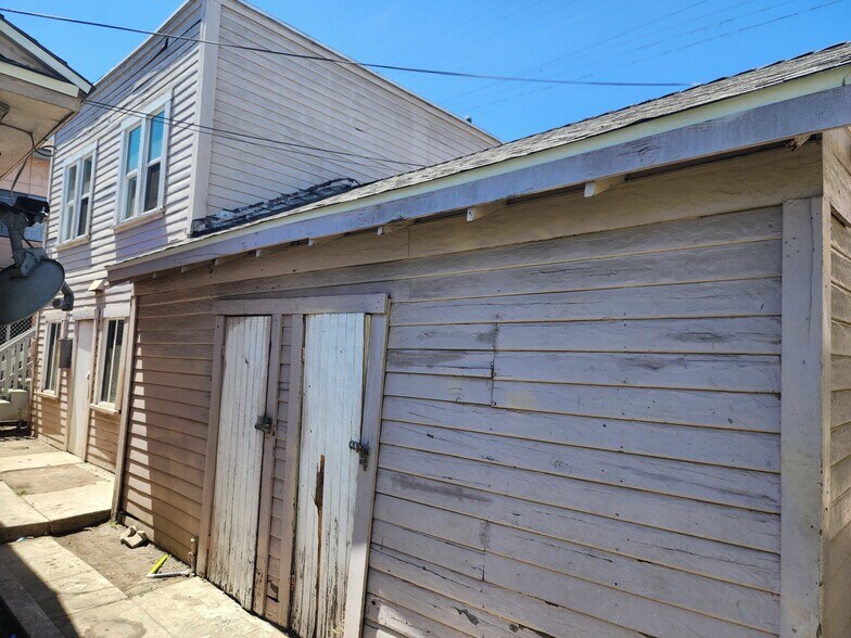 1557 Pine Ave, Long Beach, CA à vendre - Photo du bâtiment - Image 3 de 10