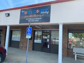 1239-1309 Monroe Ave, New Philadelphia, OH à louer Photo du bâtiment- Image 1 de 1