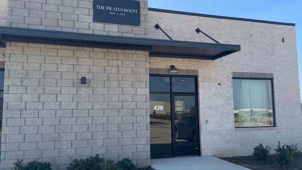 30625 Kingsland Blvd, Brookshire, TX for lease - Commercial Listing Video - Image 2 of 16