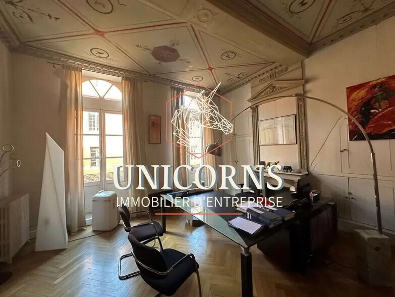 16 Rue Saint Antoine Du T, Toulouse à louer - Photo intérieure - Image 2 de 4