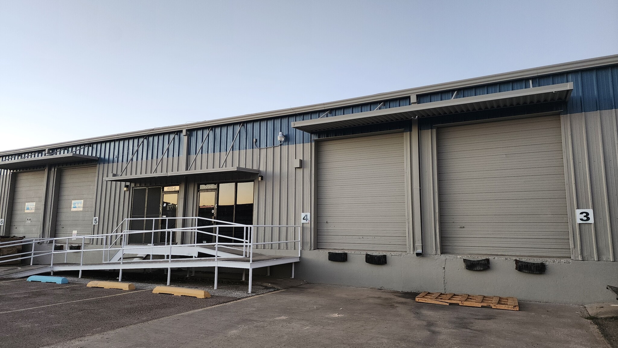 405 N T St, Harlingen, TX for lease Building Photo- Image 1 of 1