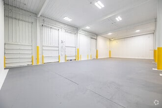 4206 Mercantile Ave, Naples, FL for sale Interior Photo- Image 2 of 10