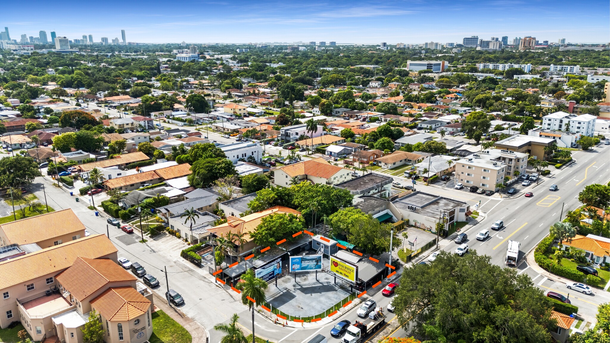 201 SW 37th Ave, Miami, FL for lease Primary Photo- Image 1 of 10
