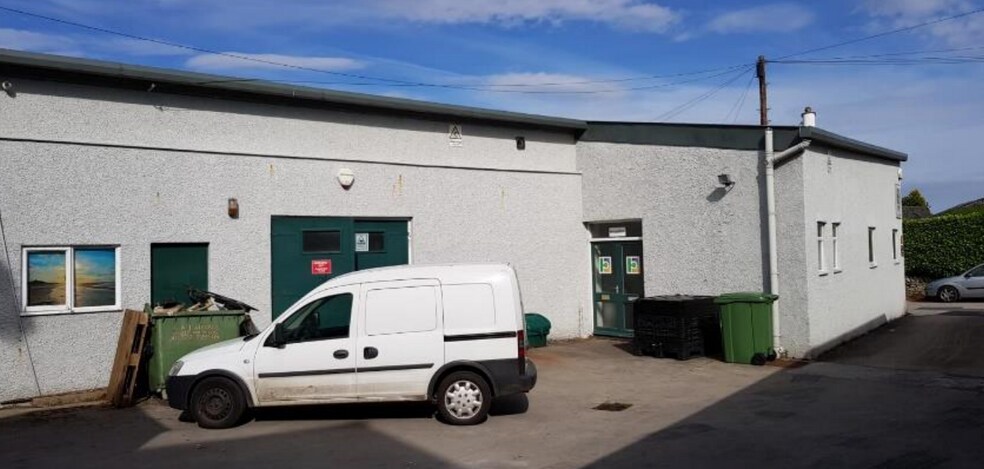 Longlands Rd, Windermere à louer - Photo du bâtiment - Image 3 de 3