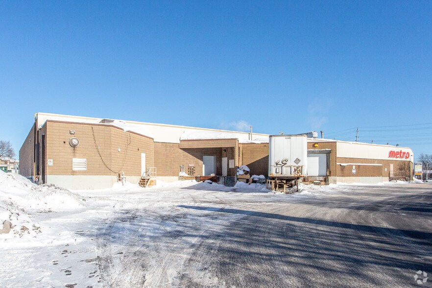 1930-1950 Montreal Rd, Ottawa, ON for lease - Building Photo - Image 2 of 3