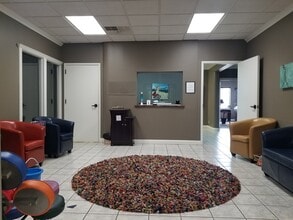 2840 E 51st St, Tulsa, OK for lease Interior Photo- Image 2 of 3