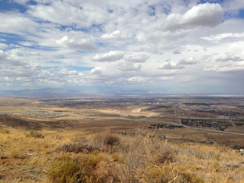 93551 High Springs Rd, Palmdale, CA for sale - Aerial - Image 2 of 3
