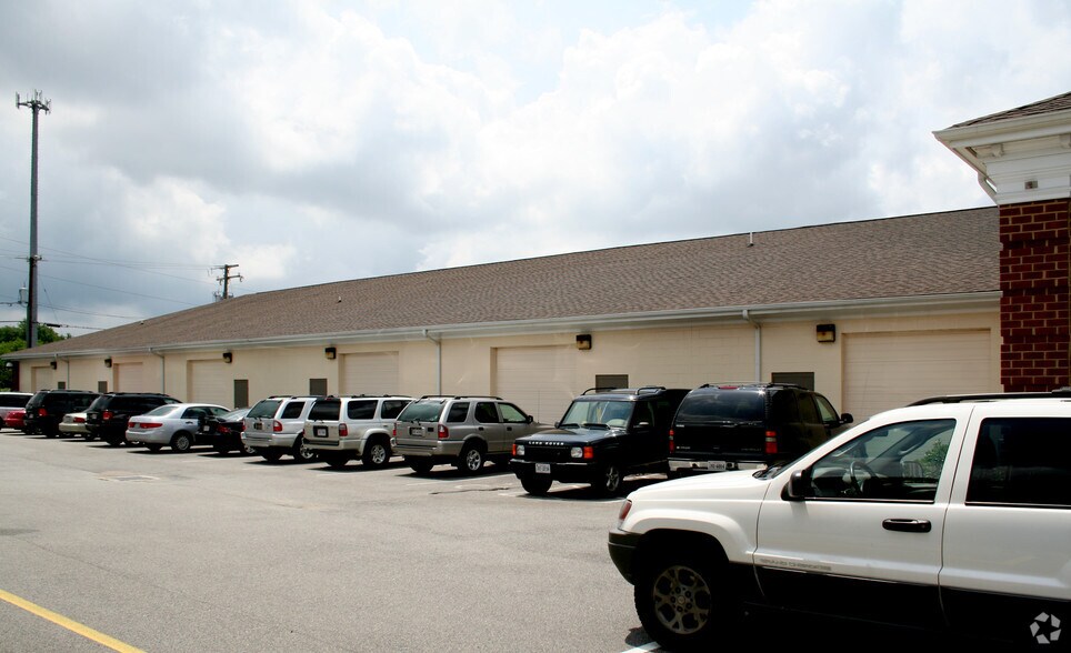 852 Tidewater Dr, Norfolk, VA for lease - Building Photo - Image 2 of 4